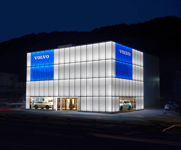 볼보자동차 포항 전시장 전경. ⓒ 볼보자동차코리아