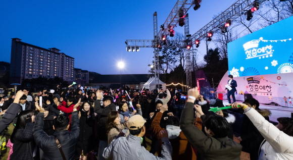 티볼리 브랜드 보유고객과 함께 즐기는 콘서트 형식의 '티볼리 청춘예찬'. ⓒ 쌍용자동차