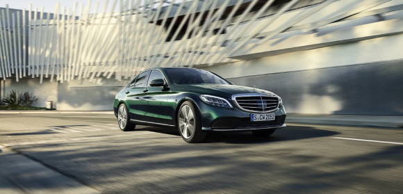 더 뉴 C 220 d 익스클루시브. ⓒ 메르세데스-벤츠 코리아