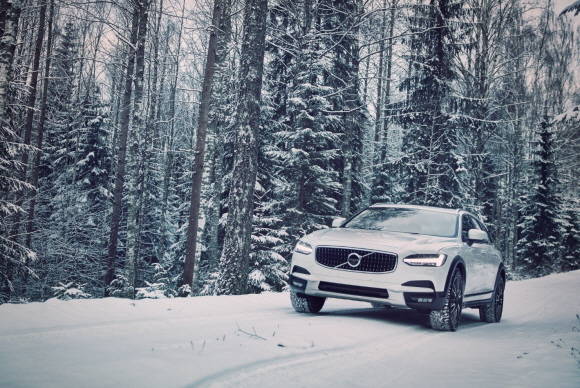 볼보자동차가 자사 고객을 대상으로 '2018 윈터 서비스 캠페인'을 실시한다. ⓒ 볼보자동차코리아