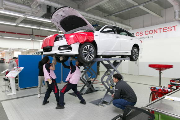 제12회 혼다 CS 컨테스트 기술 부문 단체전 대회 모습. ⓒ 혼다코리아