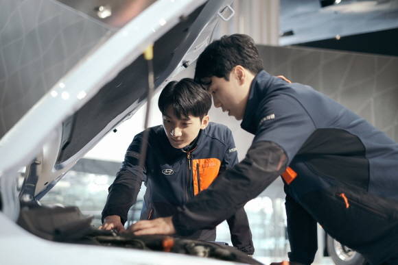 현대차가 11월28일부터 2018년 현대차 정비 인턴 채용을 시작한다. ⓒ 현대자동차