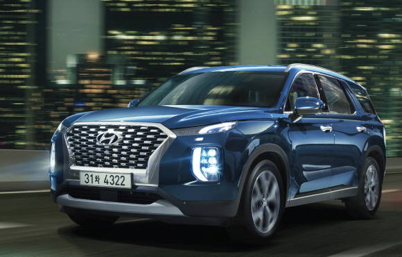 팰리세이드 외장은 강인한 이미지와 대담한 디자인으로 당당함과 고급스러움을 동시에 만족했다. ⓒ 현대자동차