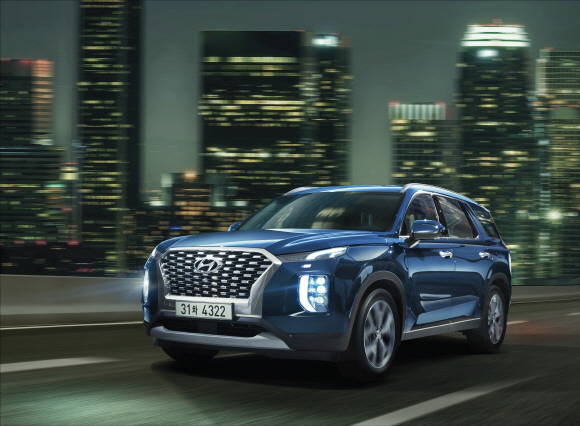 국내 자동차시장에 플래그십 대형 SUV의 새로운 기준을 제시할 팰리세이드가 공식 출시됐다. ⓒ 현대자동차