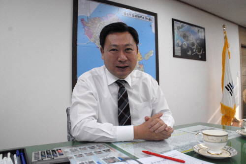 김철훈 영도구청장은 해양경찰 특공대 훈련장 이슈 등을 대화로 풀어가겠다고 다짐했다. ⓒ 프라임경제