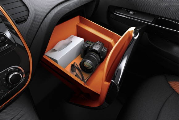 QM3 슬라이딩 글로브 박스 모습. ⓒ 르노삼성자동차