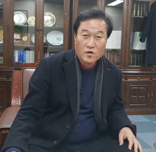 전문성 강화와 상임위 중심 대응 등으로 의회에 신바람 나게 일하는 분위기를 심었다. ⓒ 프라임경제