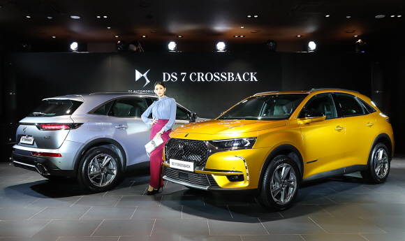 플래그십 SUV 모델인 DS 7 크로스백(DS 7 CROSSBACK). ⓒ 한불모터스