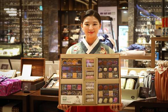 ⓒ ㈜부산롯데호텔