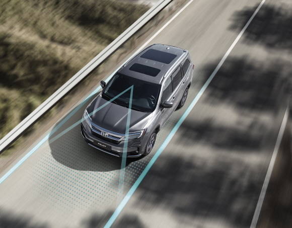 혼다 센싱은 사고를 미연에 방지하거나 회피를 유도하는 혼다의 최첨단 안전시스템이다. ⓒ 혼다코리아