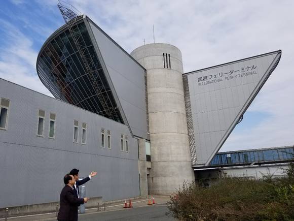 오거돈 시장이 WTC전망대 및 2025 엑스포 개최지를 시찰하고 있다. ⓒ 부산광역시