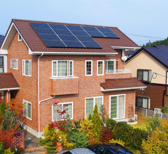 일본 미야기 현 주택에 설치된 한화큐셀 큐피크 모듈. ⓒ 한화큐셀