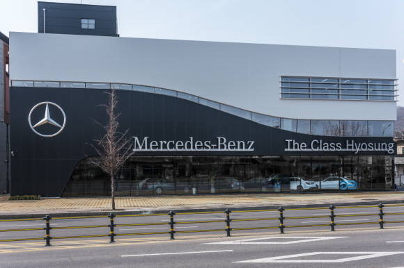 메르세데스-벤츠 코리아 구리 전시장. ⓒ 메르세데스-벤츠 코리아