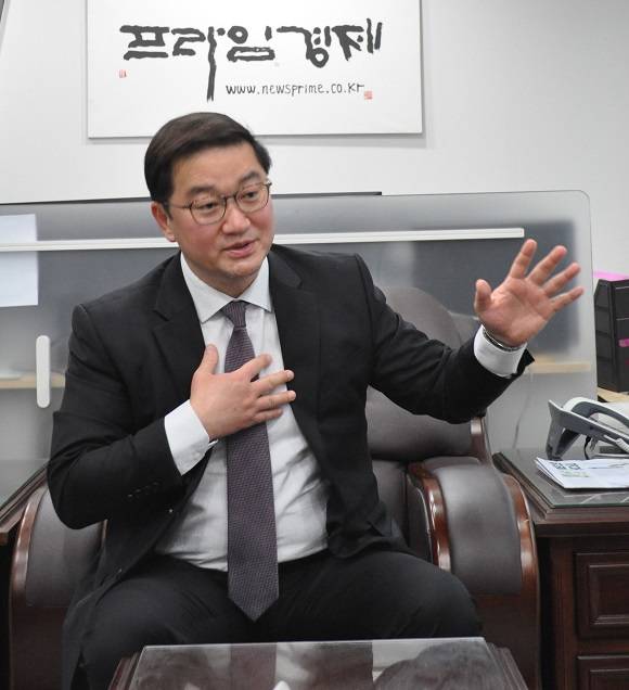 조대원 위원장은 "리더라면 불의를 개선해 정의를 만들 의무가 있다"고 강조한다. = 박성현 기자