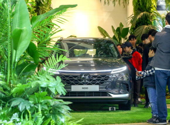 2019서울모터쇼에서 전시되고 있는 현대차의 수소전기차 넥쏘. ⓒ 서울모터쇼조직위원회