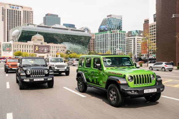 미디어와 일반인 대상으로 올 뉴 랭글러를 시승해 보는 행사도 마련돼 있다. ⓒ FCA 코리아