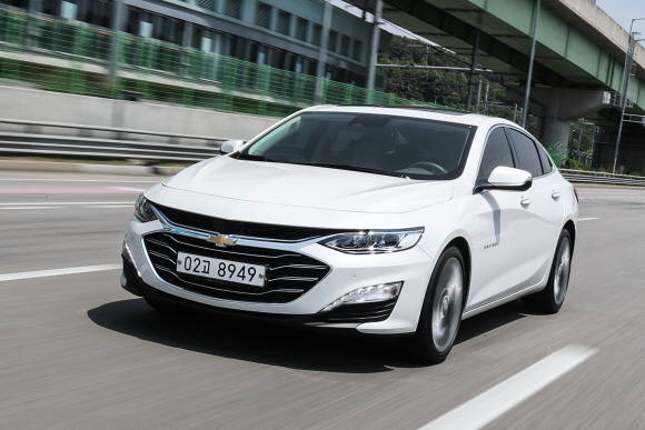 한국GM 관계자는 말리부의 동급 최고 연비를 설명하면서 "경쟁 LPG모델과 비교해도 경제성에서 뒤지지 않는다"라고 강조했다. ⓒ 한국GM