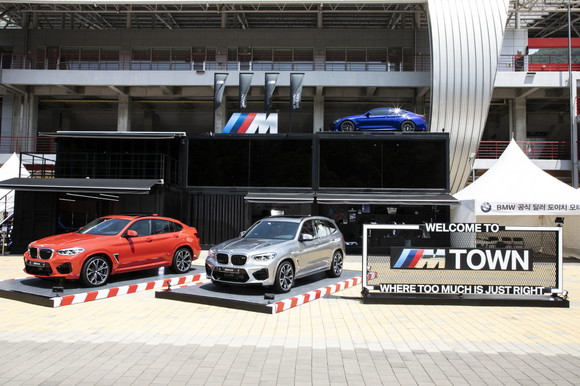 BMW의 고성능 SAV 뉴 X3 M과 SAC 뉴 X4 M. ⓒ BMW 코리아