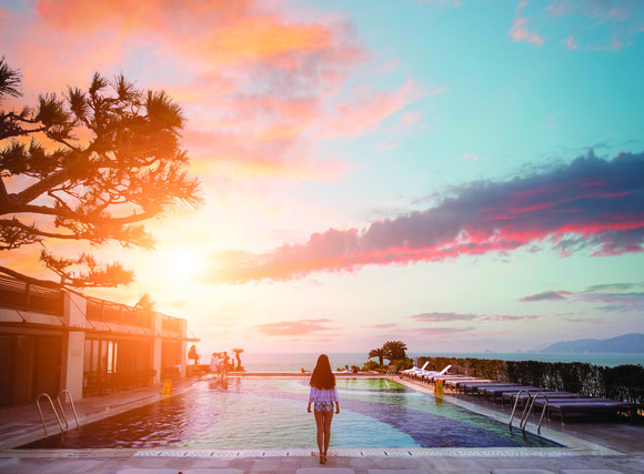 해질녁 호텔이 위치한 해운대해수욕장 선셋 전경. ⓒ 파라다이스호텔 부산