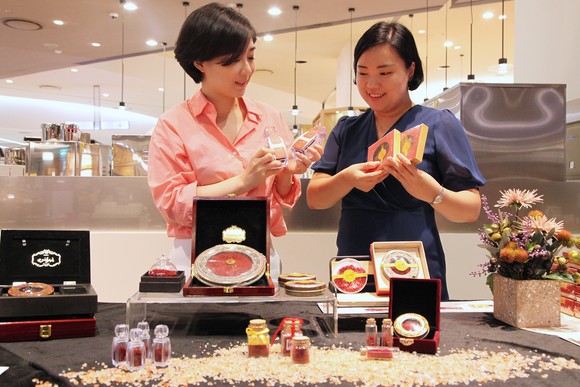 신세계 센텀시티 지하1층에서 향신료의 여왕 '샤프란'을 만나 볼 수 있는 팝업스토어를 내달 1일까지 운영한다. ⓒ 신세계 센텀시티