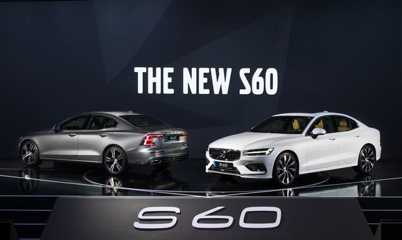 8년 만에 풀 체인지된 3세대 중형 프리미엄 세단인 S60. ⓒ 볼보자동차코리아