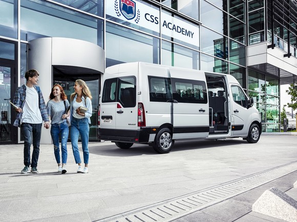 르노삼성의 경상용밴 마스터가 출시되면서, 국내 상용차시장의 제2막이 시작됐다고 평가받는다. ⓒ 르노삼성자동차