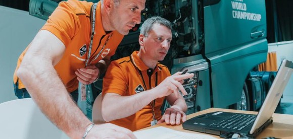 볼보트럭이 전 세계의 볼보 서비스 네트워크에서 근무하는 정비사들을 대상으로 2019-2020 비스타를 개최한다. ⓒ 볼보트럭코리아