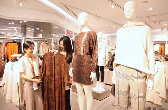 친환경 소재를 활용한 의류는 환경 보호는 물론 스타일에서도 뒤지지 않는다. ⓒ 신세계센텀시티.