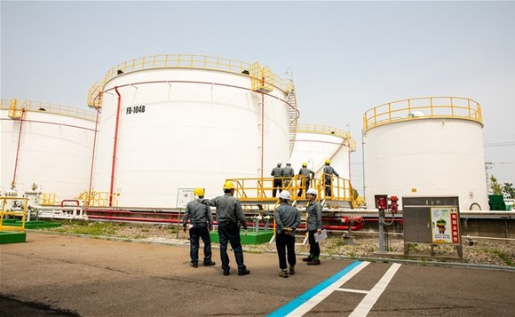 제18회 대한민국 안전대상 심사위원들이 참여 기업에 대한 현장심사를 하고 있다. ⓒ 소방청