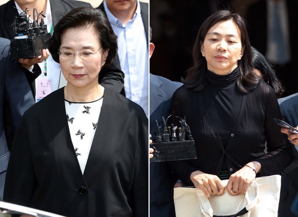 사진은 지난 7월 이명희 전 일우재단 이사장과 조현아 전 대한항공 부사장이 각각 법정을 나서고 있는 모습. ⓒ 연합뉴스