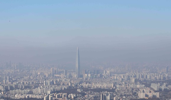 미세먼지로 가득 찬 서울의 모습. ⓒ 연합뉴스
