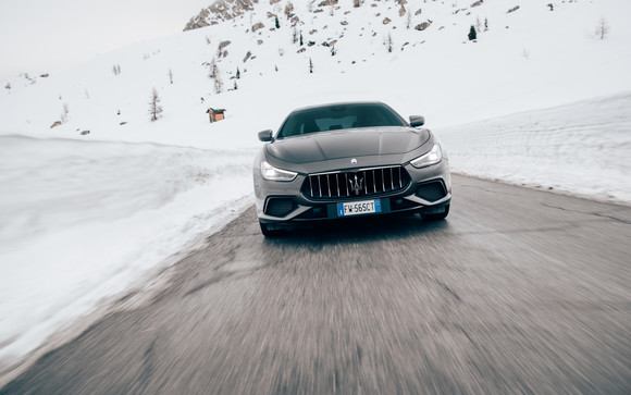 기블리 디젤은 적은 회전으로도 높은 출력 및 높은 토크를 생성, 이를 통해 연비 효율성을 높였다. ⓒ 마세라티