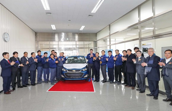 창원공장에서 500만번째로 생산된 스파크. ⓒ 한국GM