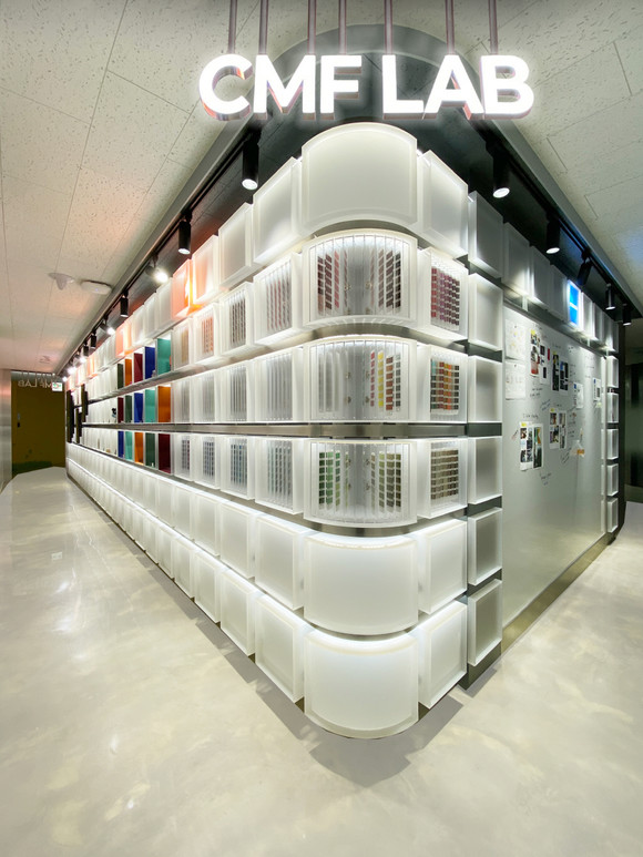 디자인 트렌드 전시공간인 CMF LAB. ⓒ 한국타이어