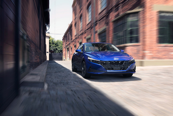 올 뉴 아반떼에는 고강성 경량화 차체, 최첨단 안전사양이 대거 적용됐다. ⓒ 현대자동차