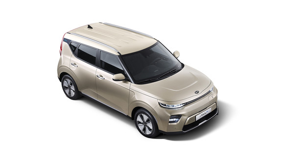 기아차는 쏘울 EV를 출시하면서 전기차 구매 고객의 운행 성향을 분석해 트림별로 최적화된 배터리를 적용했다. ⓒ 기아자동차