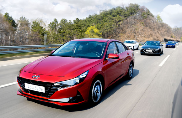 차급을 뛰어넘는 혁신적인 상품성을 자랑하는 올 뉴 아반떼. ⓒ 현대자동차