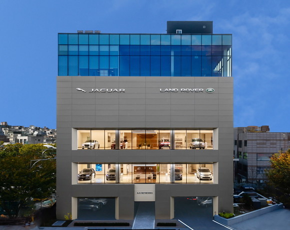 재규어 랜드로버 방배 전시장 및 서비스센터 전경. ⓒ 재규어 랜드로버 코리아