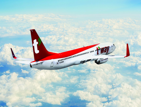 티웨이항공이 김포~부산 노선 취항으로 국내선 노선을 더욱 확장했다. ⓒ 티웨이항공