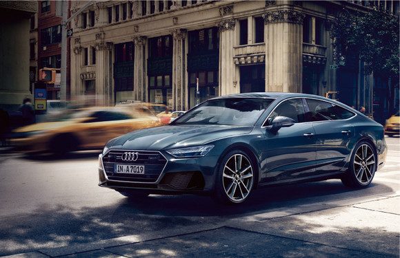 더 뉴 아우디 A7 50 TDI 콰트로 프리미엄은 아우디만의 다이내믹한 주행성능과 쿠페형 세단 디자인에 새로운 기준을 제시해 많은 사랑을 받은 아우디 A7의 새로운 모델이다. ⓒ 아우디 코리아