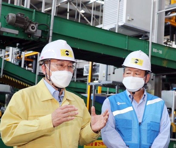 손명수 국토부 제2차관 현장방역 점검을 위해 CJ대한통운 대전허브터미널을 방문했다. ⓒ CJ대한통운