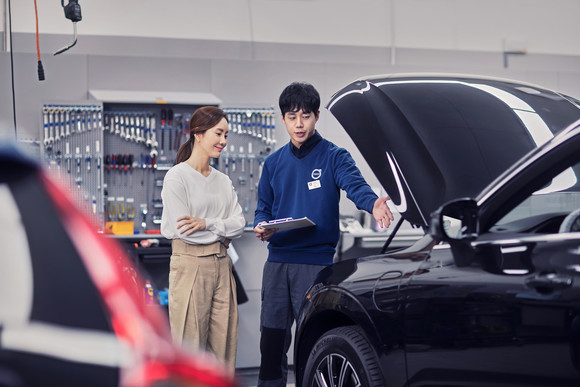 볼보자동차코리아는 글로벌 스탠다드에 따른 최신의 기술을 서비스 현장에 빠르게 적용할 수 있도록 볼보자동차 전용 전문 진단 장비인 VIDA와 글로벌 와이파이(Global Wi-Fi)를 도입했다. ⓒ 볼보자동차코리아