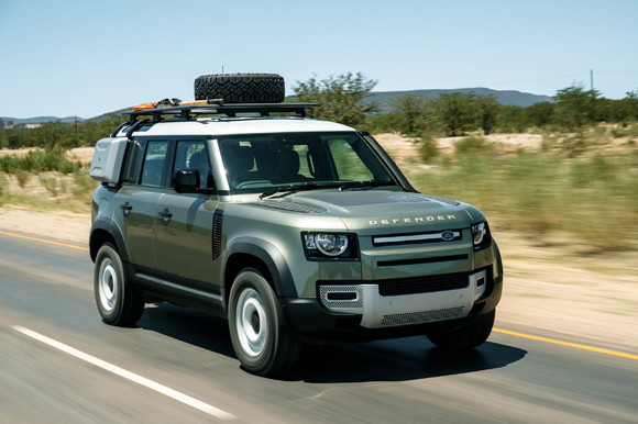 랜드로버 아이코닉 모델 '올 뉴 디펜더'. ⓒ 재규어 랜드로버 코리아