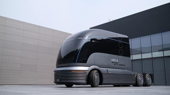 수소전용 대형트럭 콘셉트카 HDC-6 넵튠. ⓒ 현대자동차