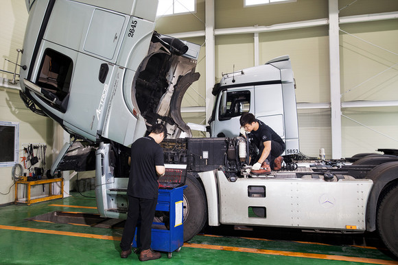 메르세데스-벤츠 상용차 공식 대구 서비스센터는 신속한 운행 복귀를 위한 다양하고 강화된 서비스 제공한다. ⓒ 다임러 트럭 코리아