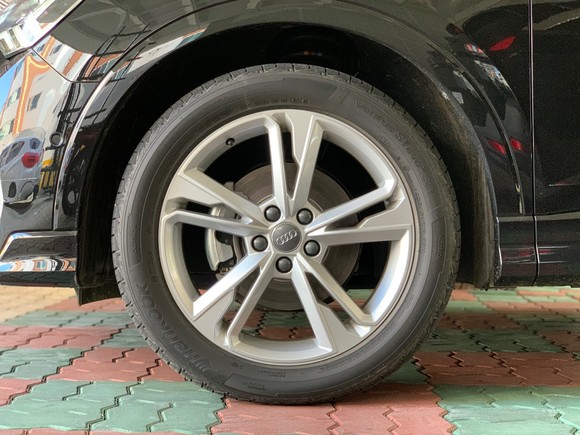 19인치 5-더블 스포크 다이내믹 디자인 휠. = 노병우 기자