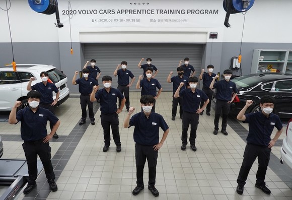 15명의 3기 수료생들은 현장실습 및 인턴십 과정을 진행 예정이다. ⓒ 볼보자동차코리아