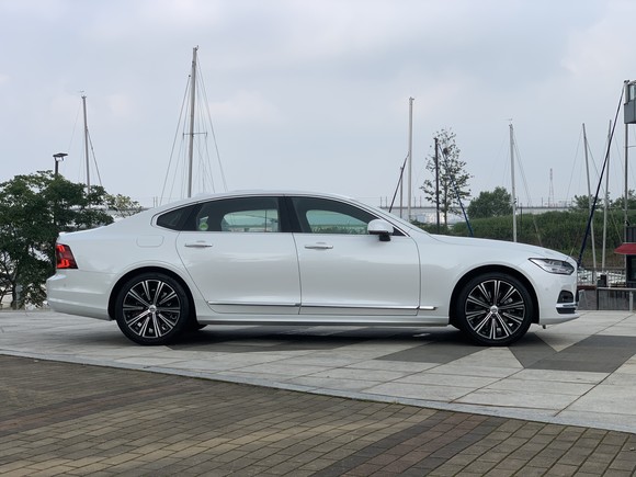 신형 S90 전장은 이전 모델 대비 125㎜ 늘어난 5090㎜다. = 노병우 기자