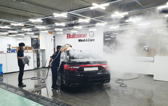 불스원 워시앤케어 홈플러스 인천연수점. ⓒ 불스원