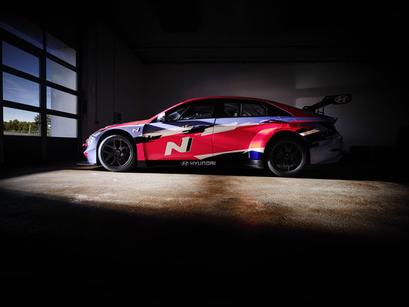 세계 최초로 공개된 아반떼 N TCR 이미지. ⓒ 현대자동차